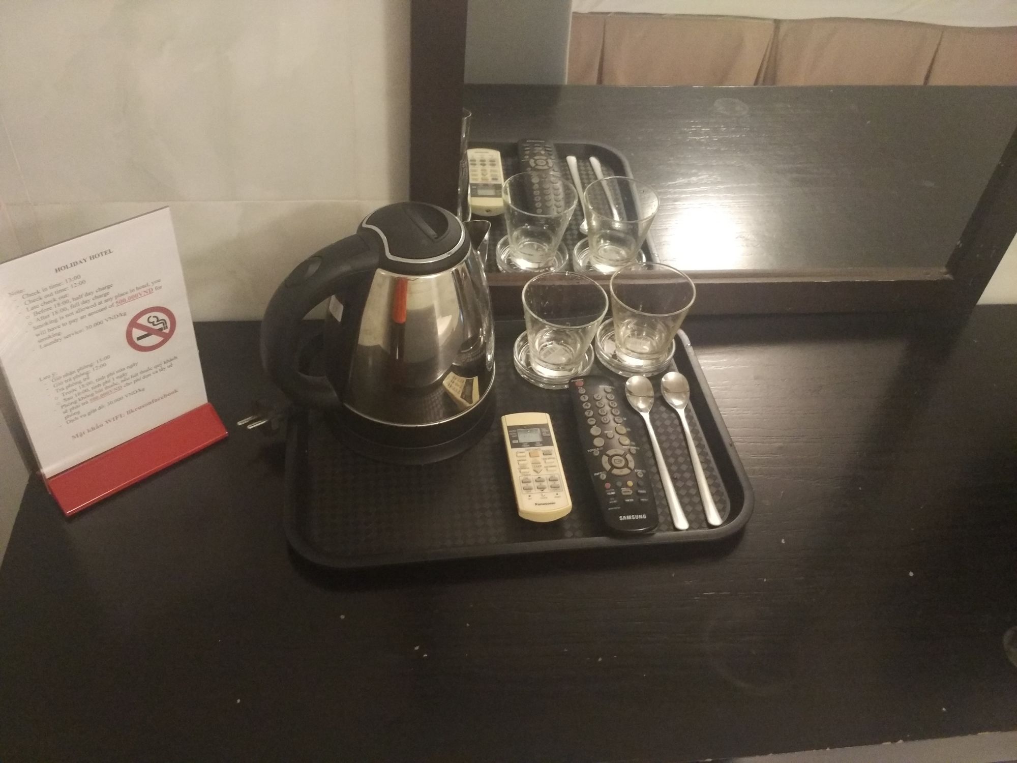 Фото Holiday Hotel