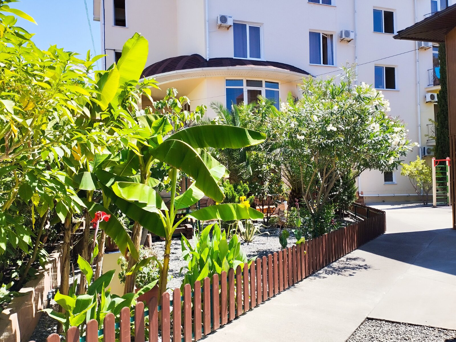 Фото отеля 5