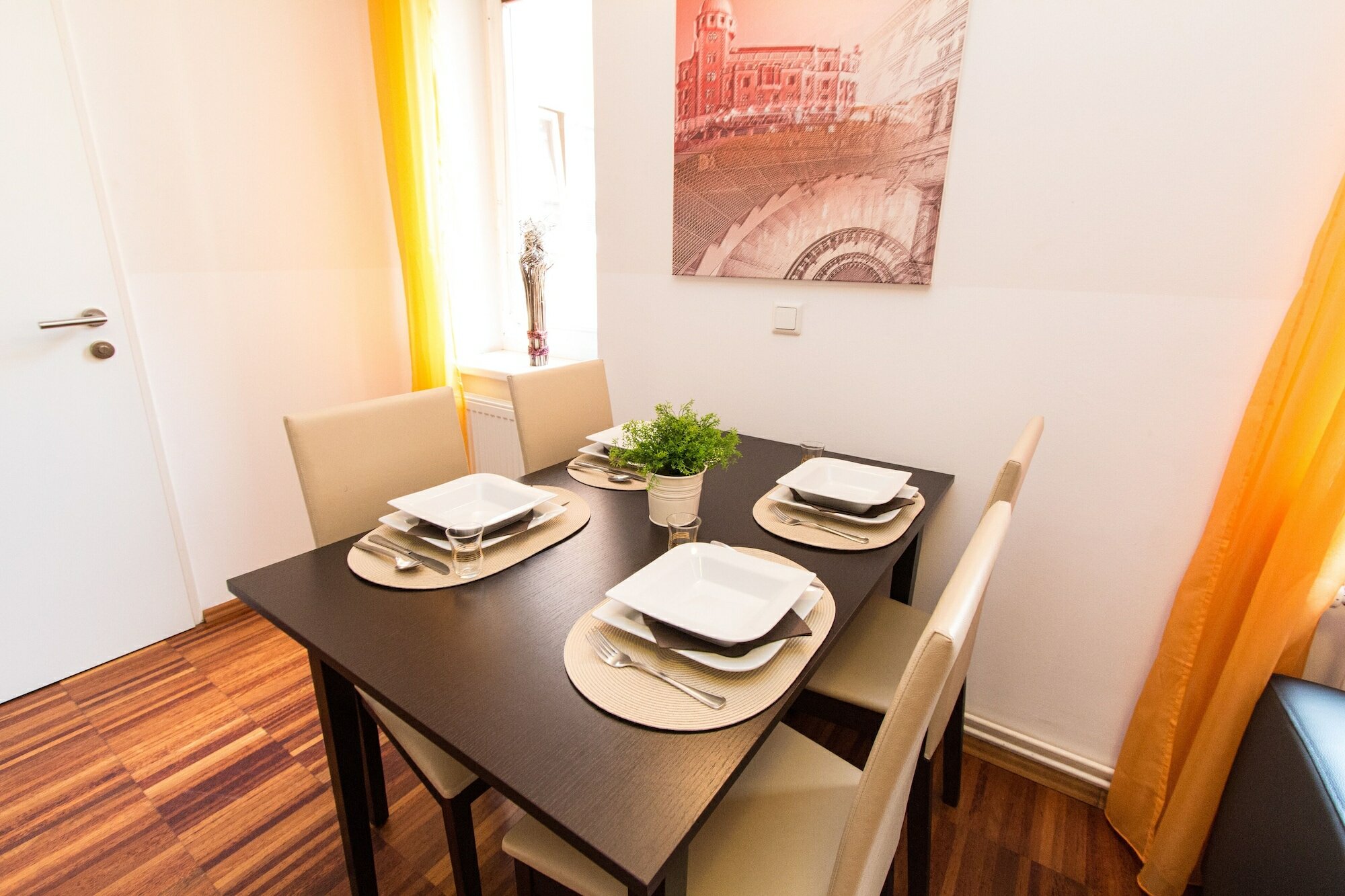 Фото Royal Living Apartments