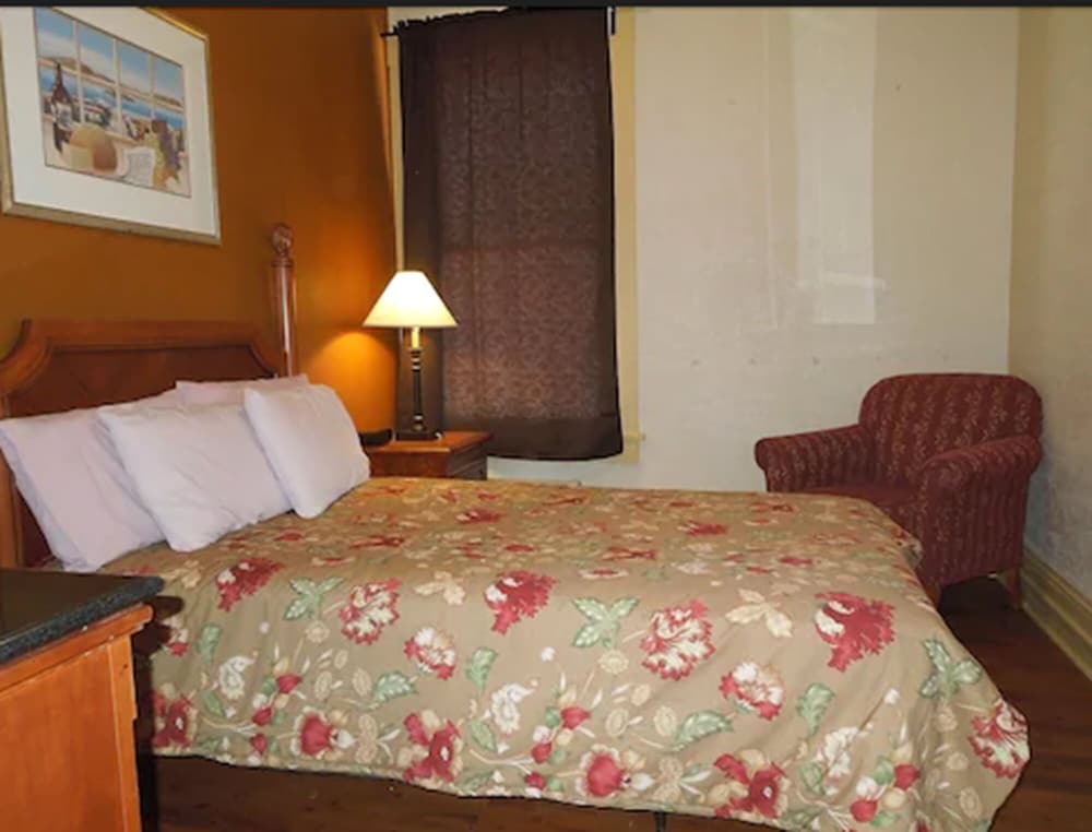 Фото El Capitan Hotel