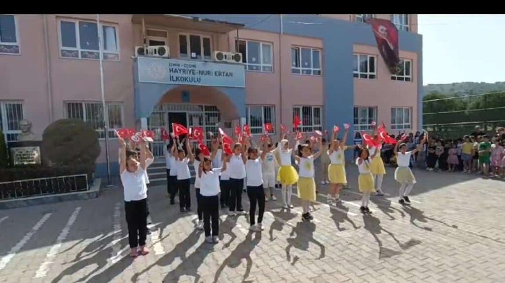 Primary school Hayriye-Nuri Ertan Primary School, Izmir, photo