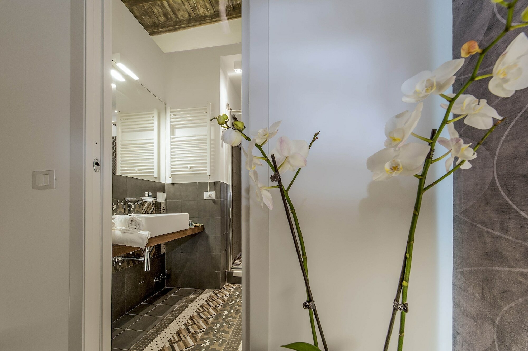 Фото First Floor