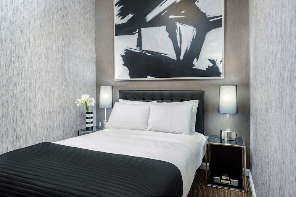 Фото Park West Hotel