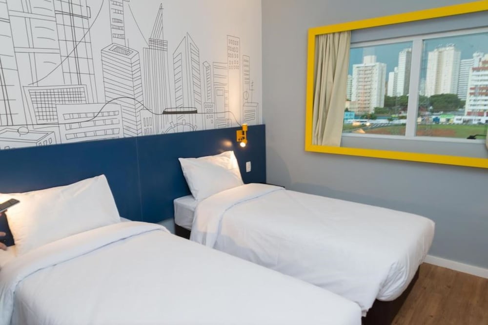 Фото B&b Hotels São José dos Campos