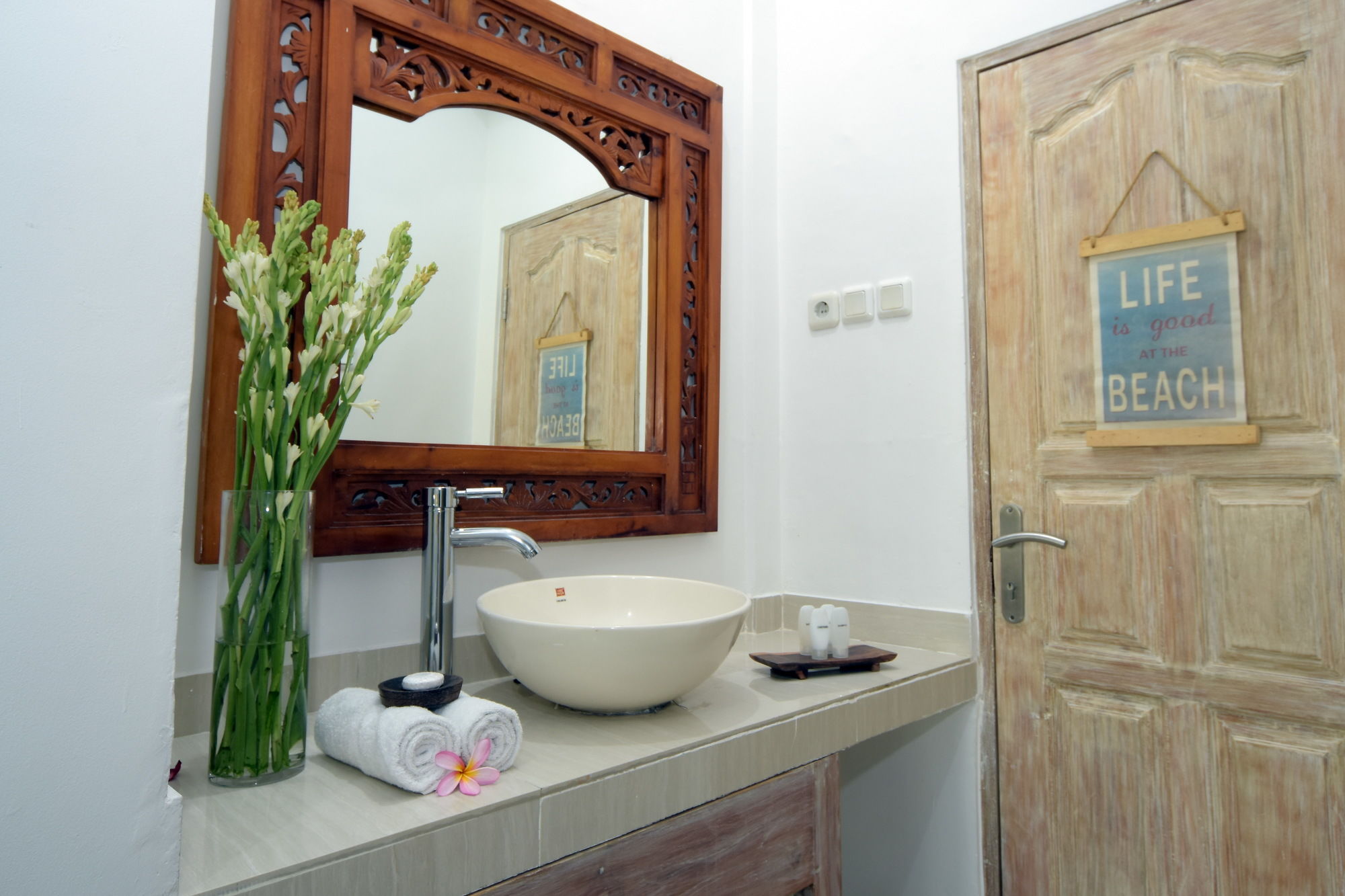 Фото Sanur House