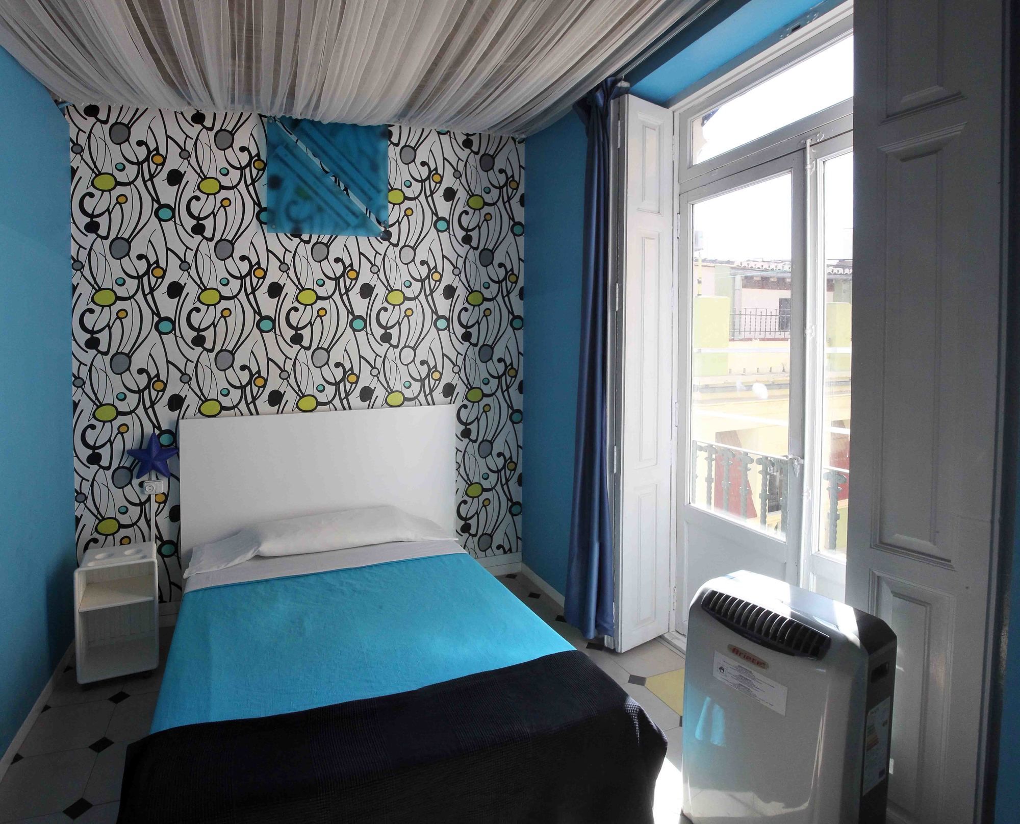 Фото Red Nest Hostel Valencia