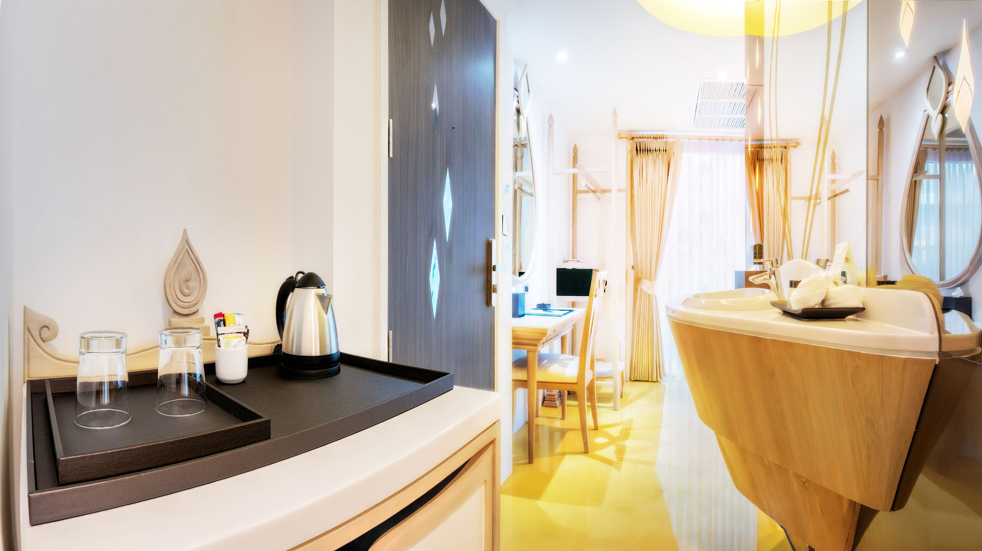 Фото Anajak Bangkok Hotel