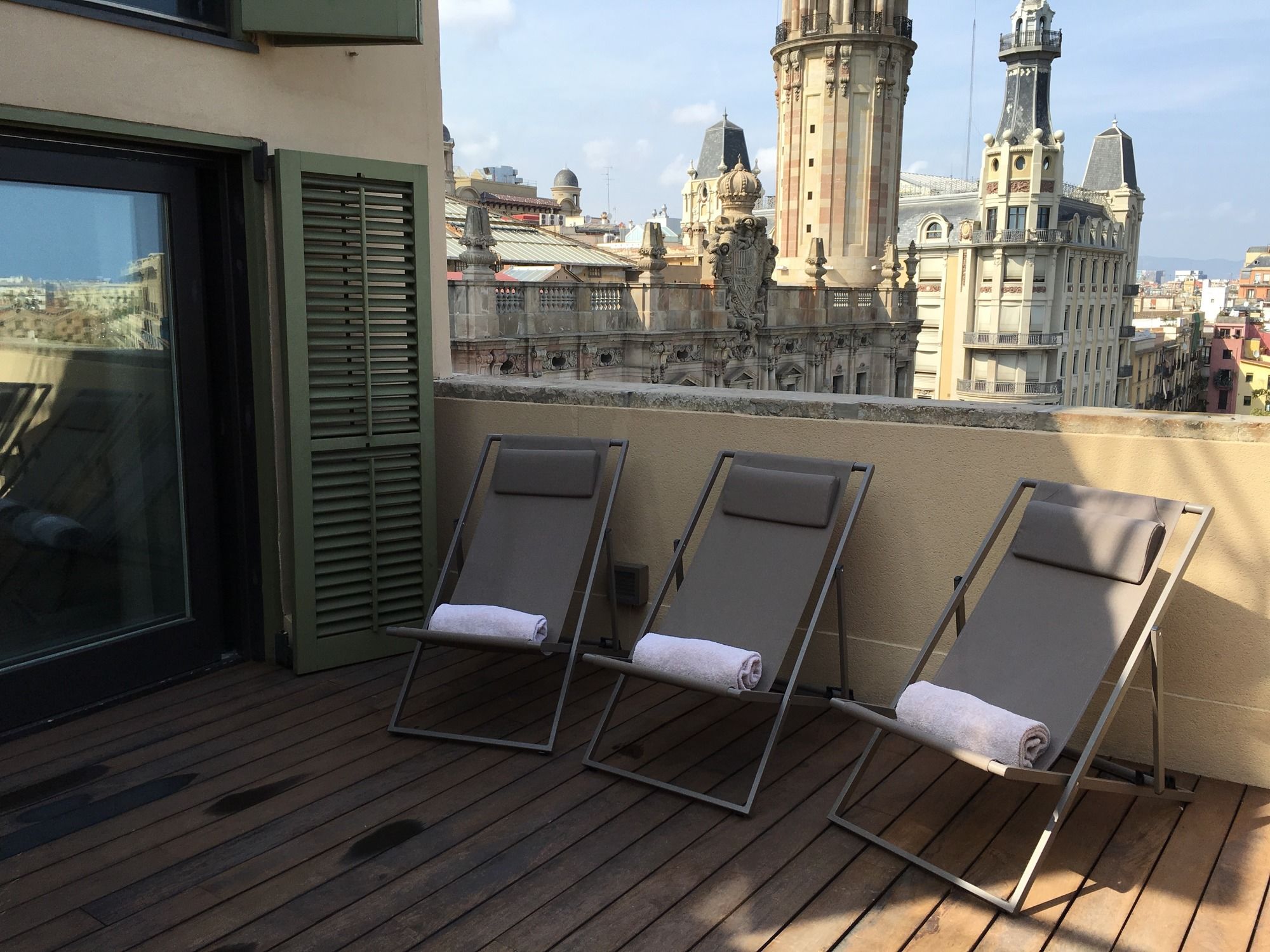 Фото Duquesa Suites