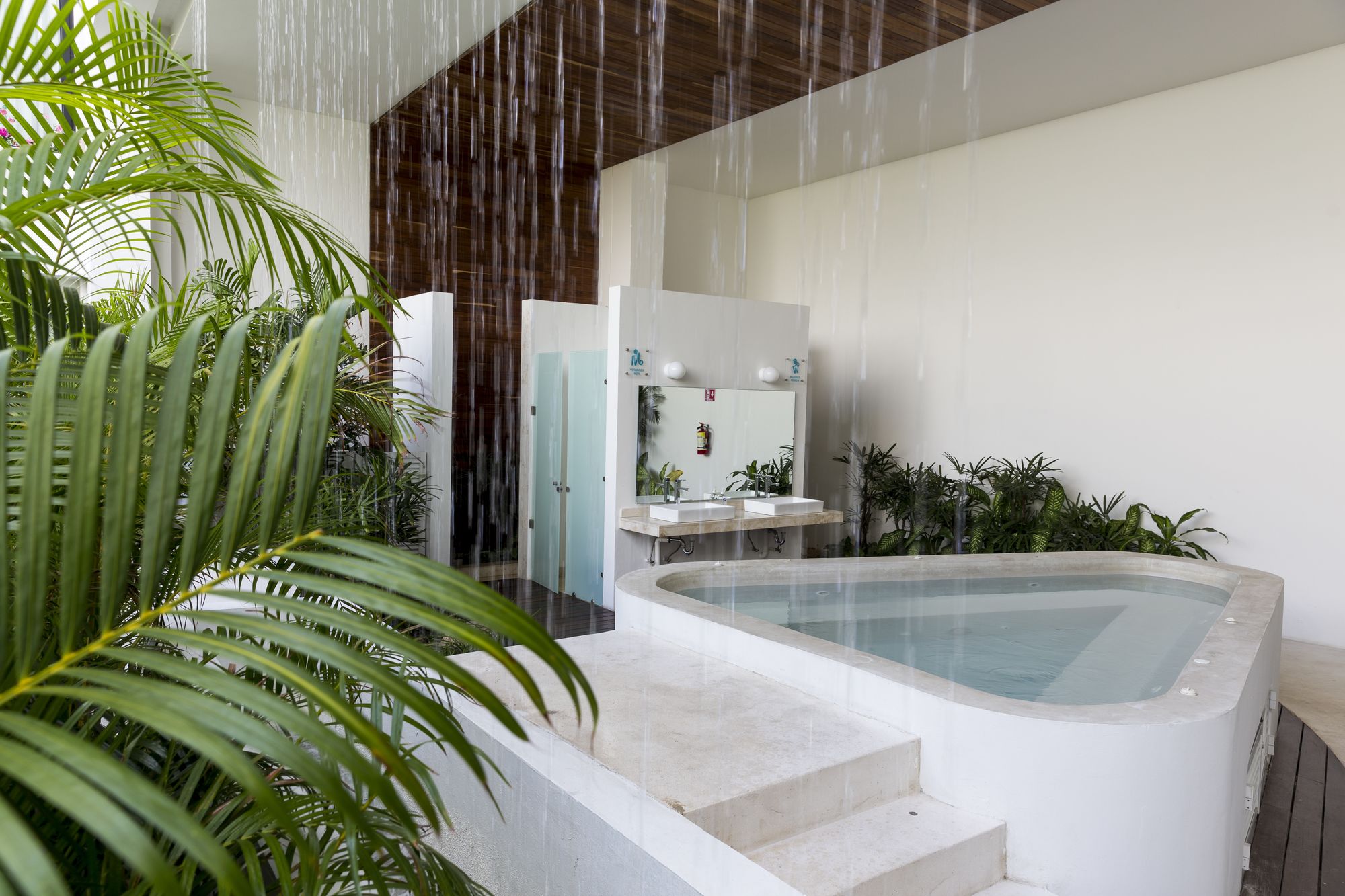 Фото Anah Luxury Condos by Baitna