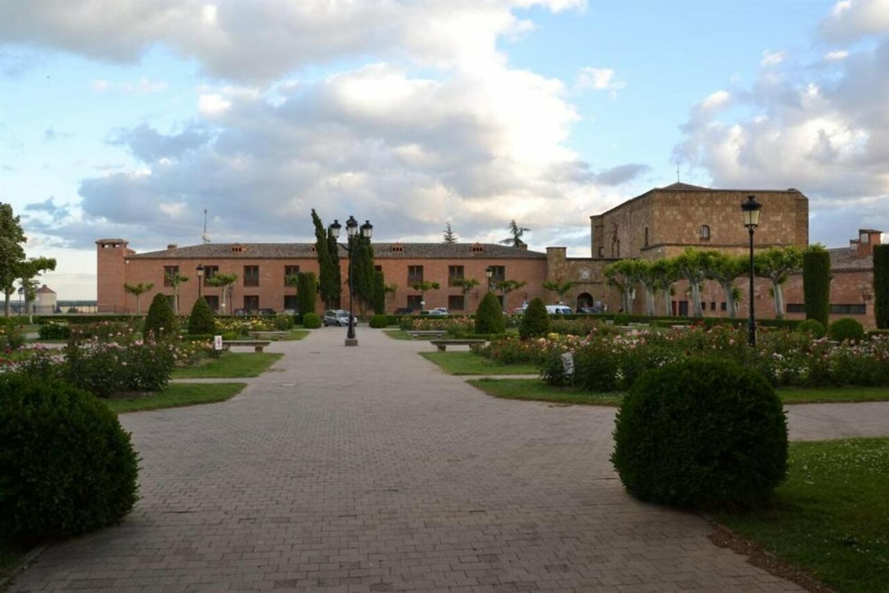 Фото Parador De Benavente Zamora