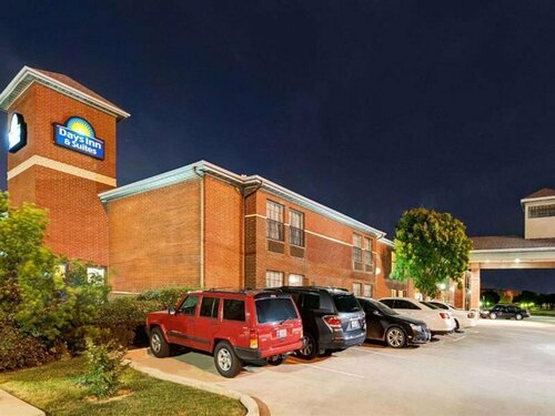 Гостиница Days Inn by Wyndham Dallas Plano в Плано