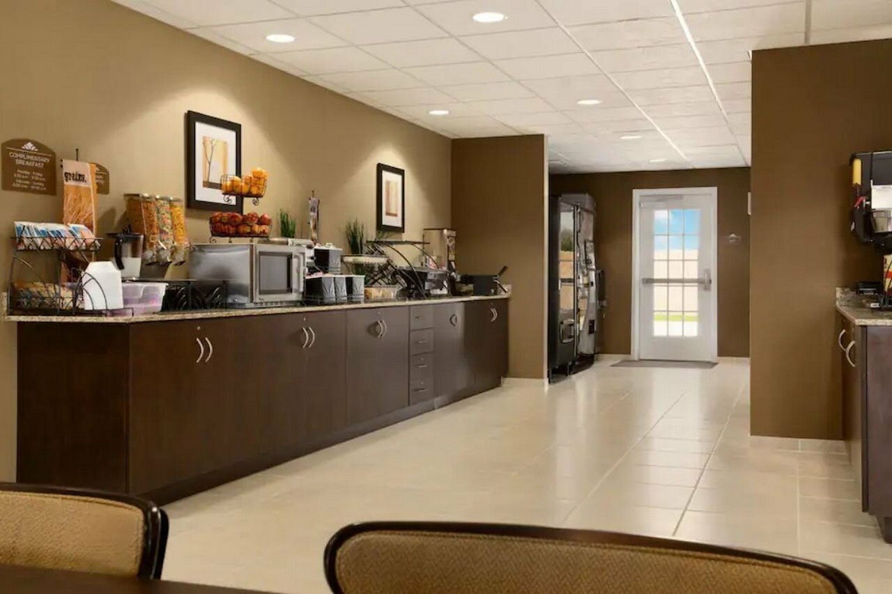 Фото Microtel Inn & Suites by Wyndham Midland