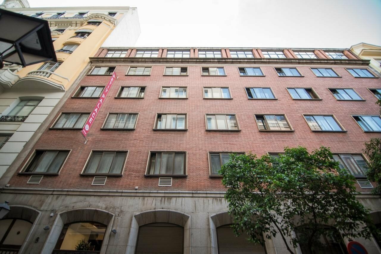 Фото Petit Palace Cliper Gran Vía