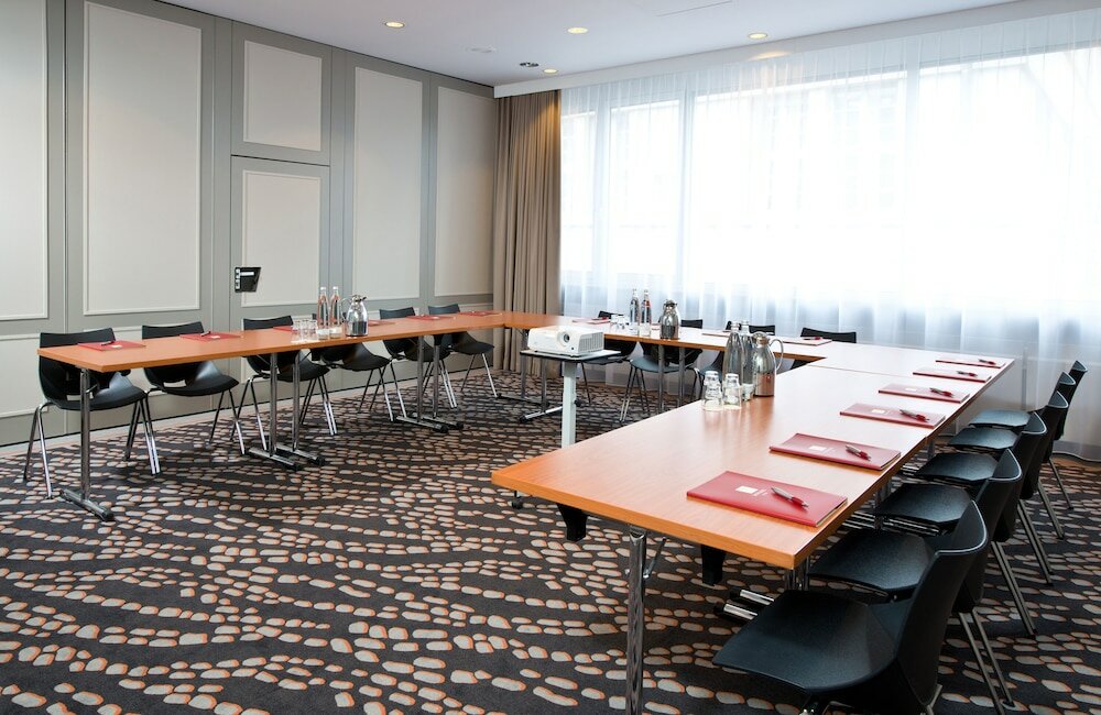 Фото Leonardo Hotel Heidelberg City Center