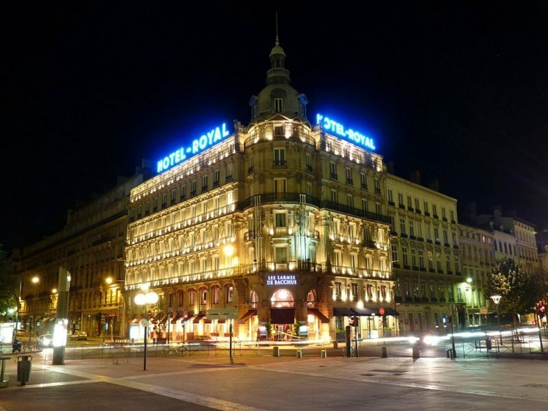 Фото отеля 1