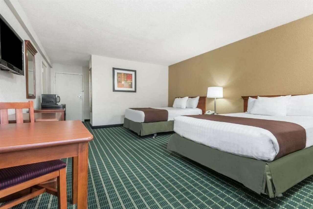 Фото Baymont by Wyndham Kokomo