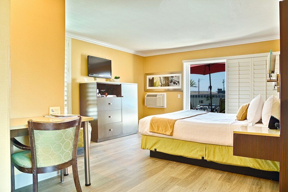 Фото Little Inn by The Bay Newport Beach