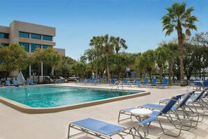 Гостиница The Barrymore Hotel Tampa Riverwalk