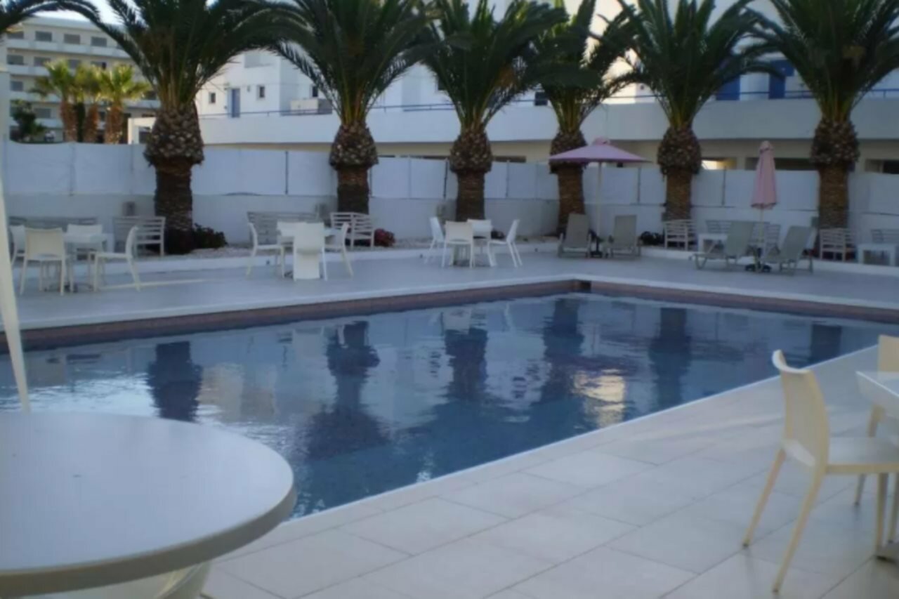 Фото L' Eros Hotel