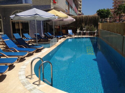 Гостиница Mahmutlar Suit Hotel в Махмутларе