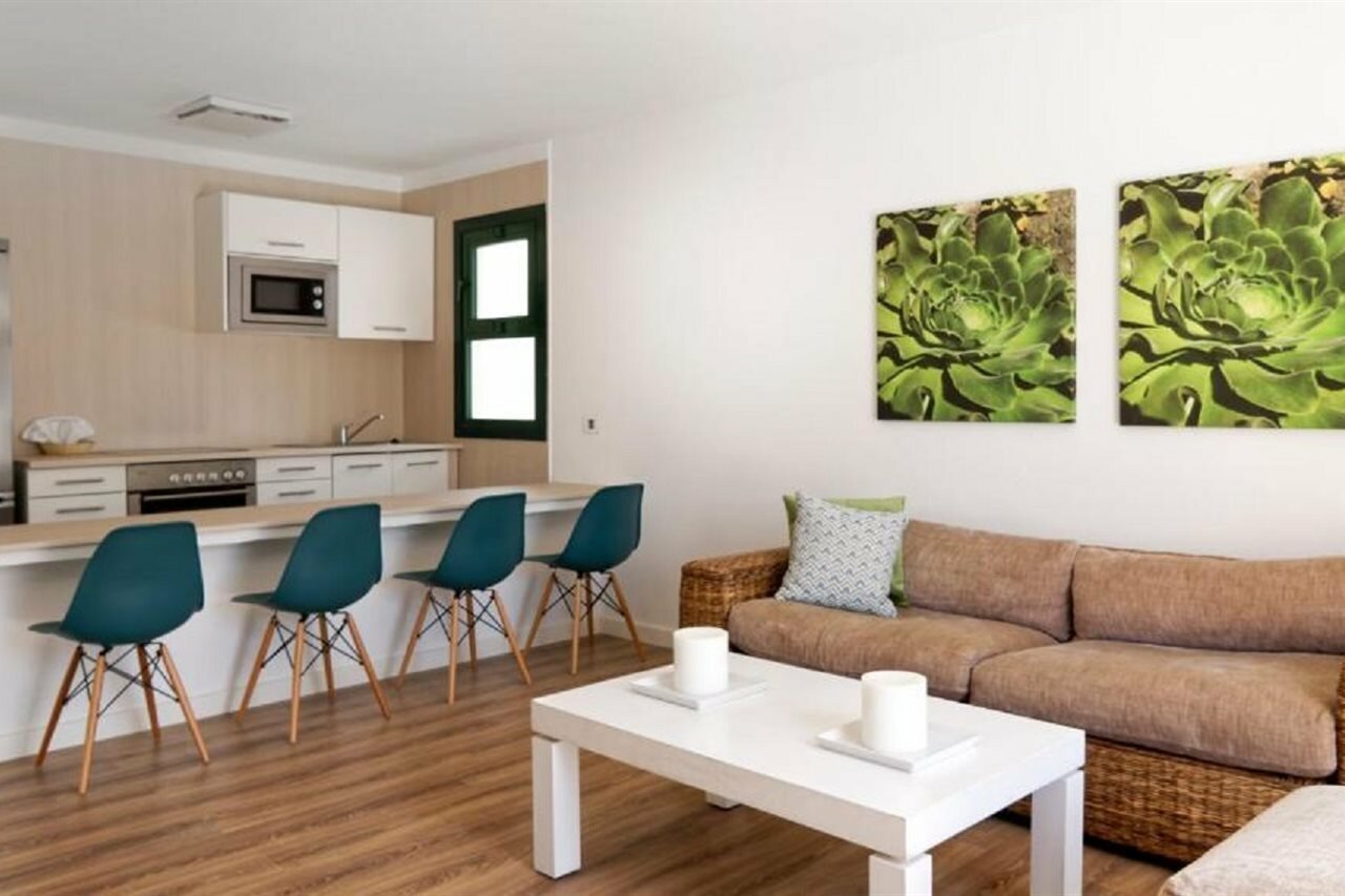 Фото Canaima Apartments - Adults Only