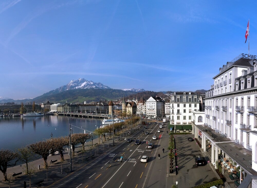 Фото Hotel Schweizerhof Luzern