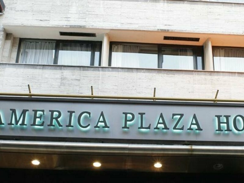 Фото Up América Plaza