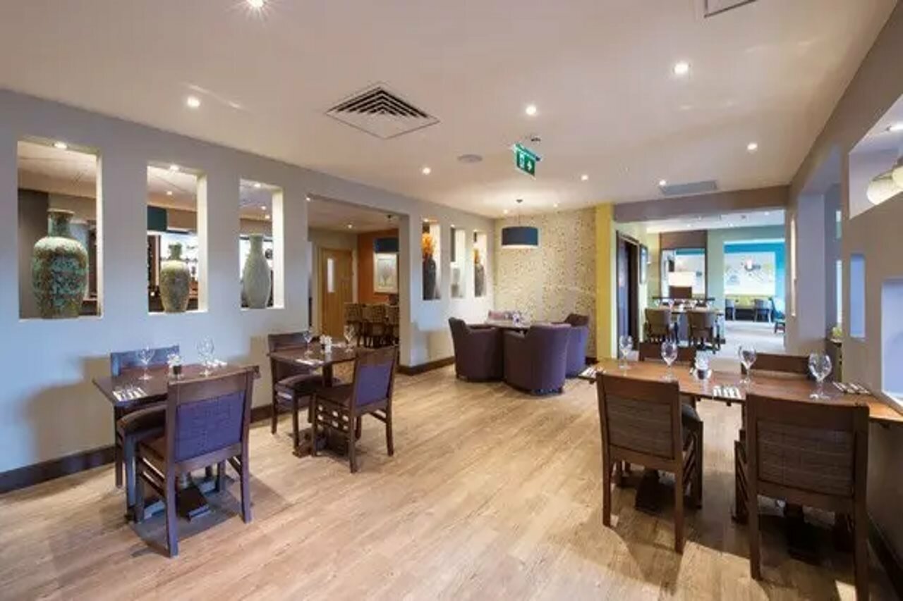 Фото London Brentford Hotel