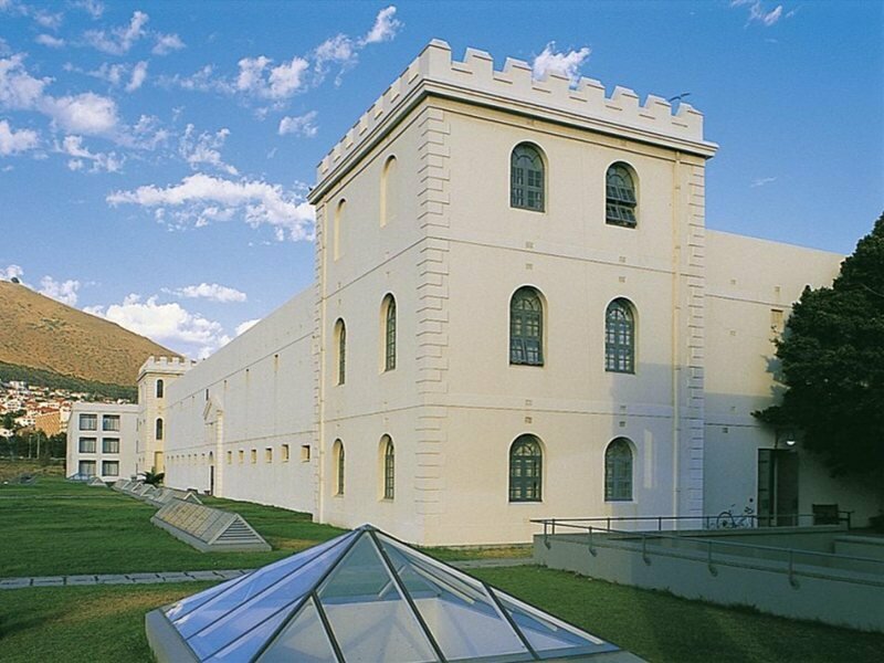 Фото Protea Hotel Cape Town Waterfront Breakwater Lodge