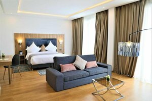 Гостиница Dominium Palace