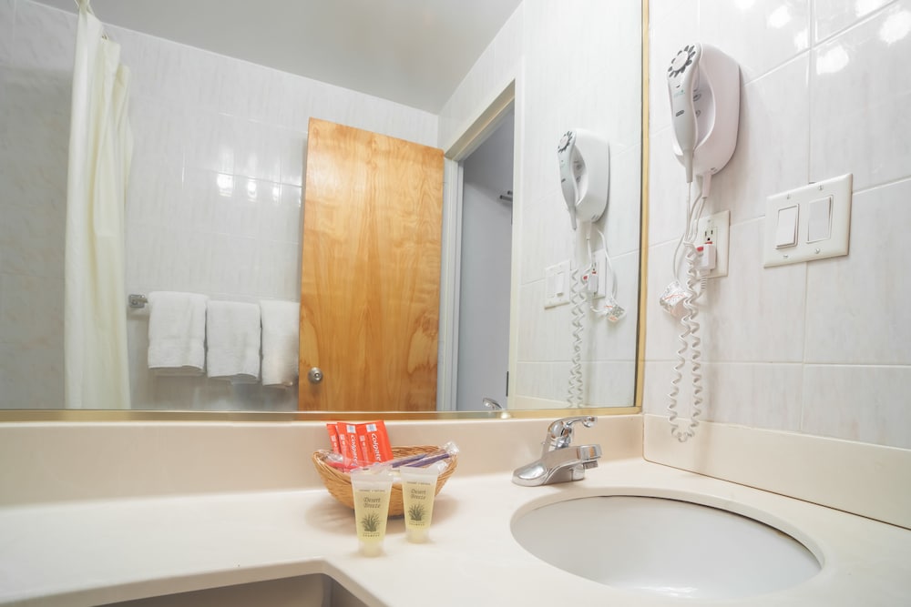 Фото Windsor Hotel