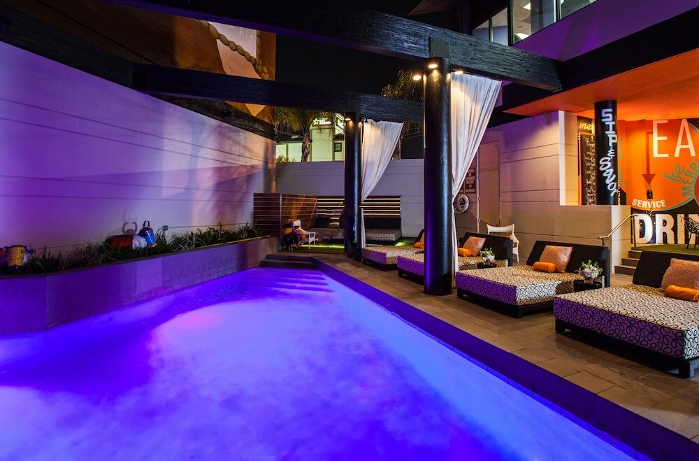 Фото Hotel Derek