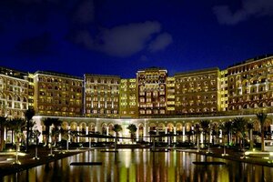 отель The Ritz Carlton Abu Dhabi Grand Canal