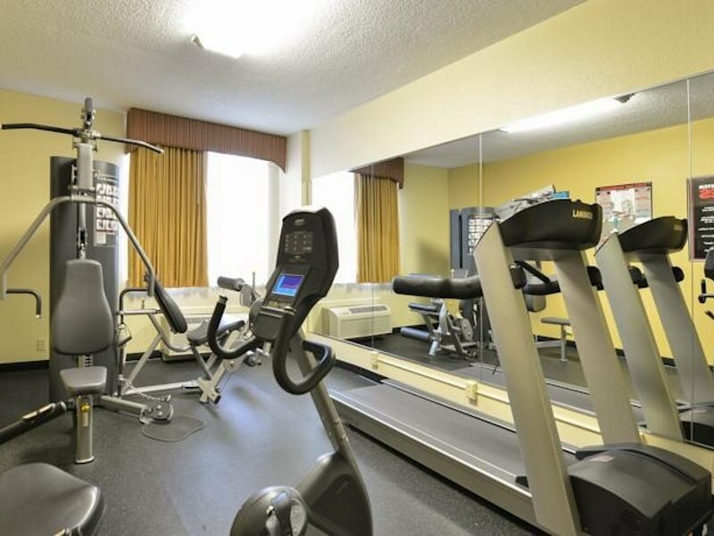 Фото Quality Inn & Suites Near the Theme Parks