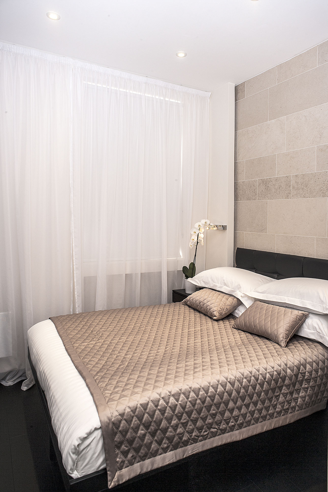 Фото Mstay 88 Studios Kensington