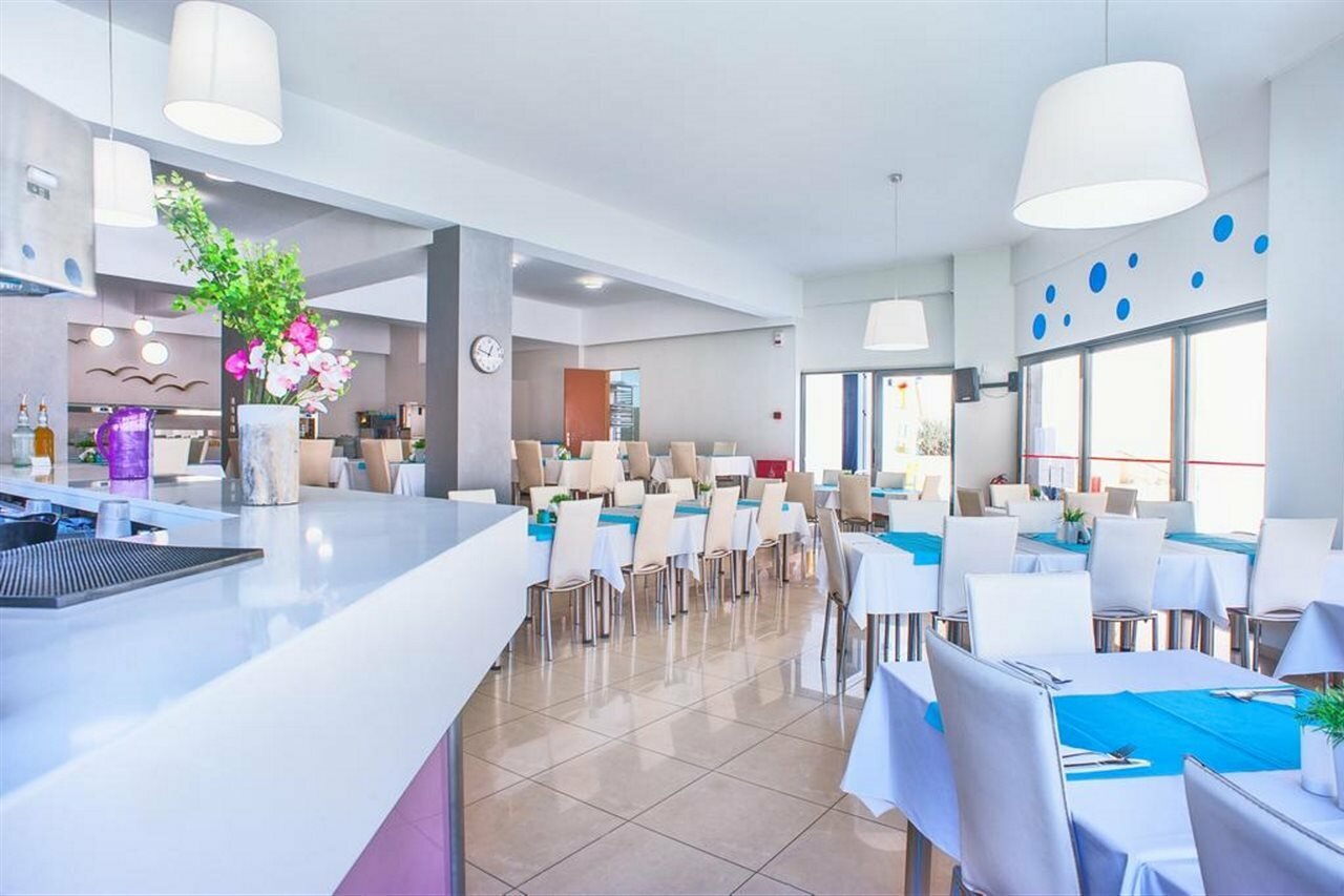 Фото Sunrise Village Hotel