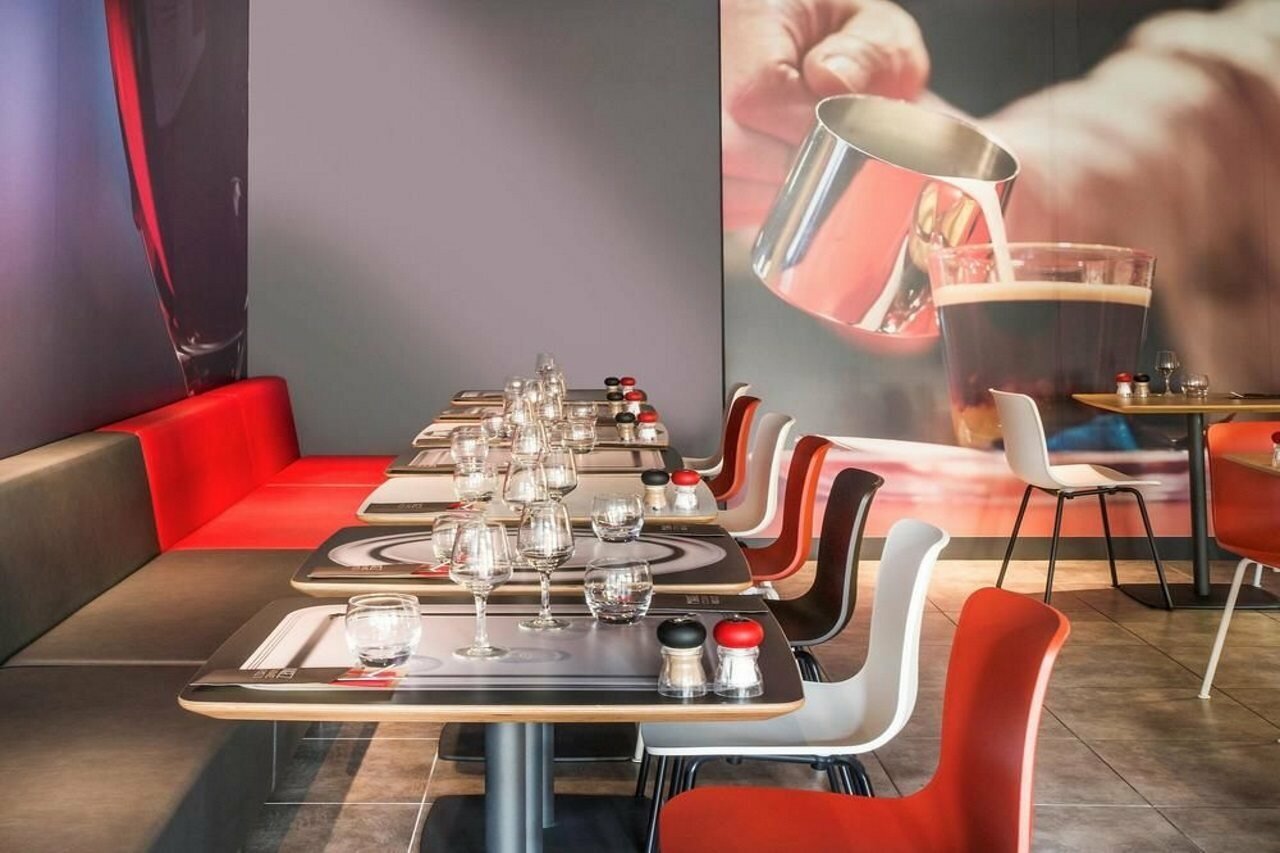 Фото Ibis Nantes Centre Gare Sud 