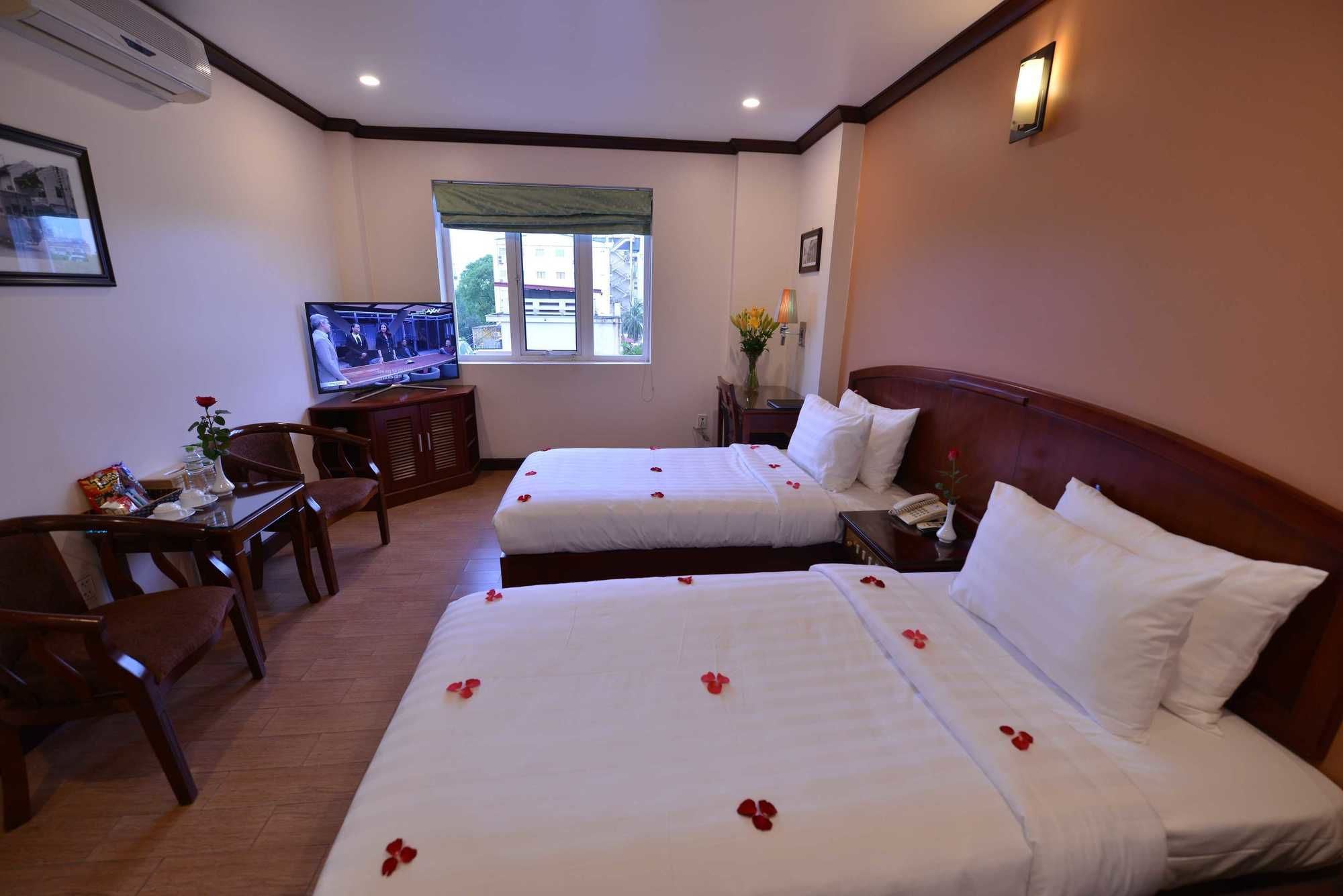 Фото Blue Ha Noi Inn Legend Hotel