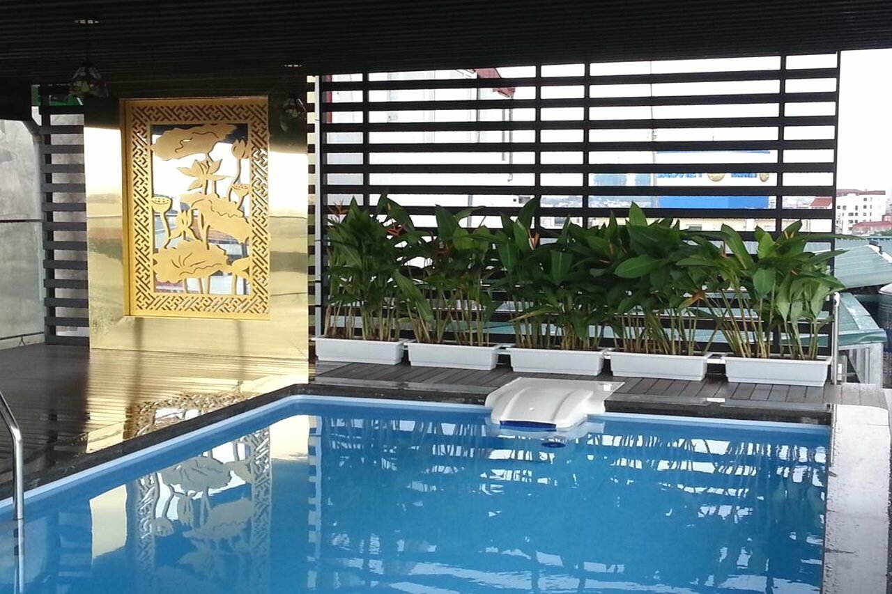 Фото Golden Lotus Luxury Hotel