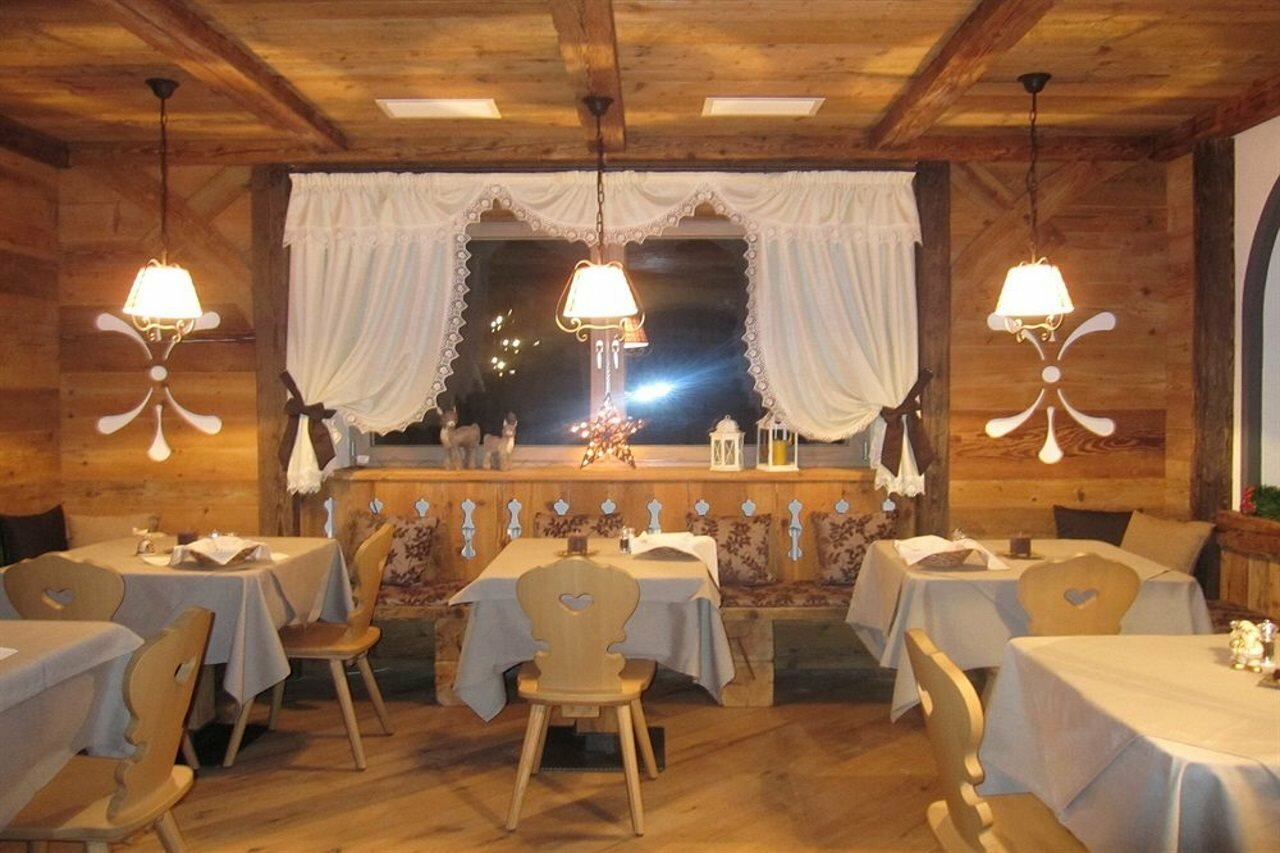 Фото Hotel Azola
