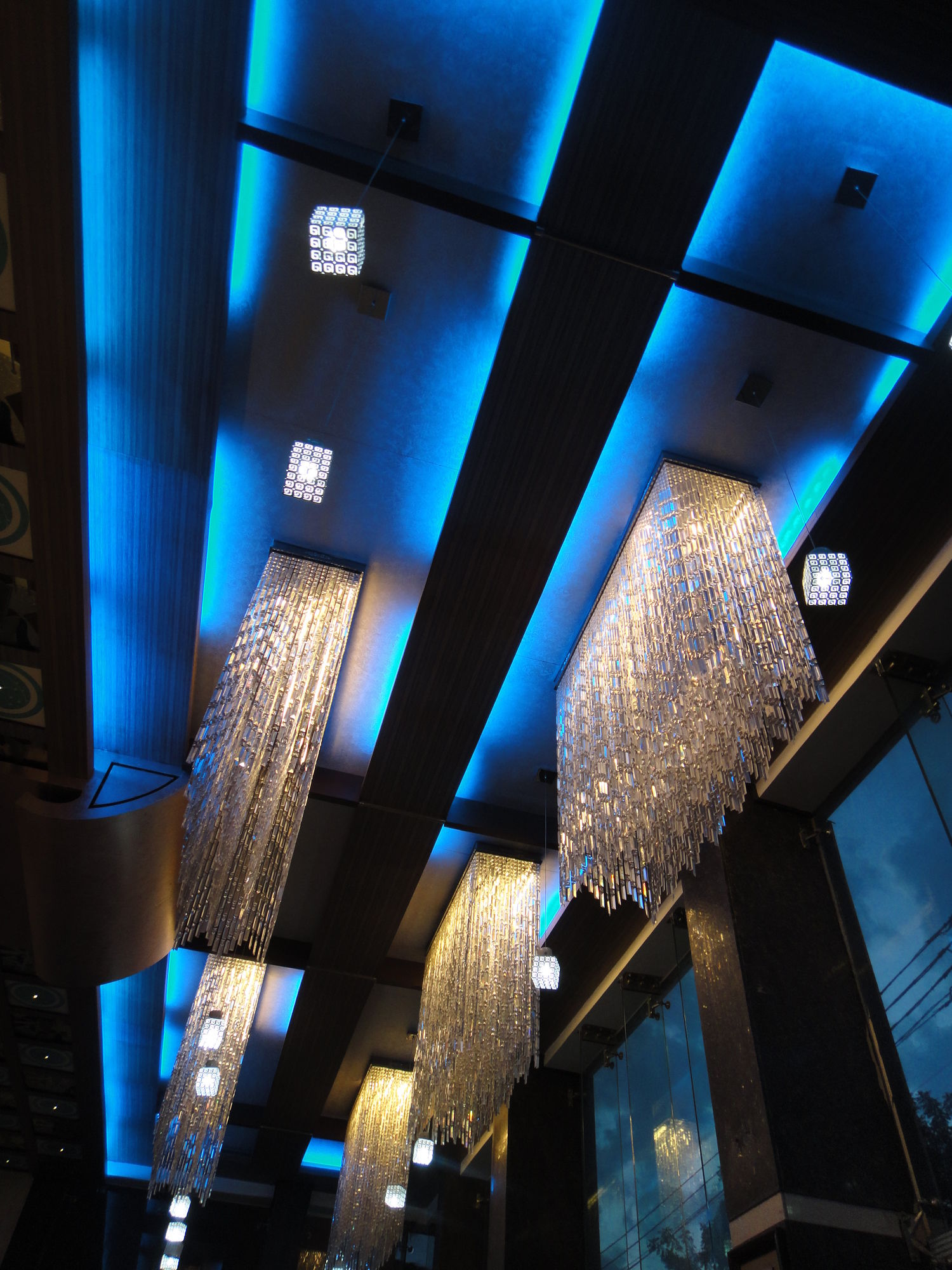 Фото Hotel Orbit