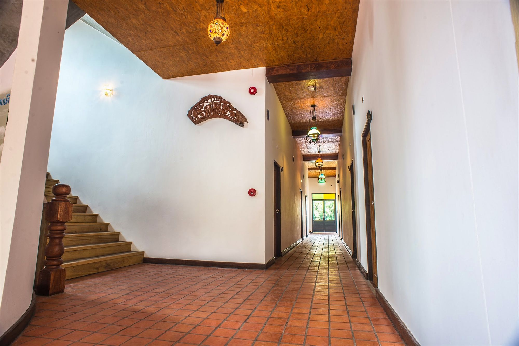 Фото Jingjit Hotel