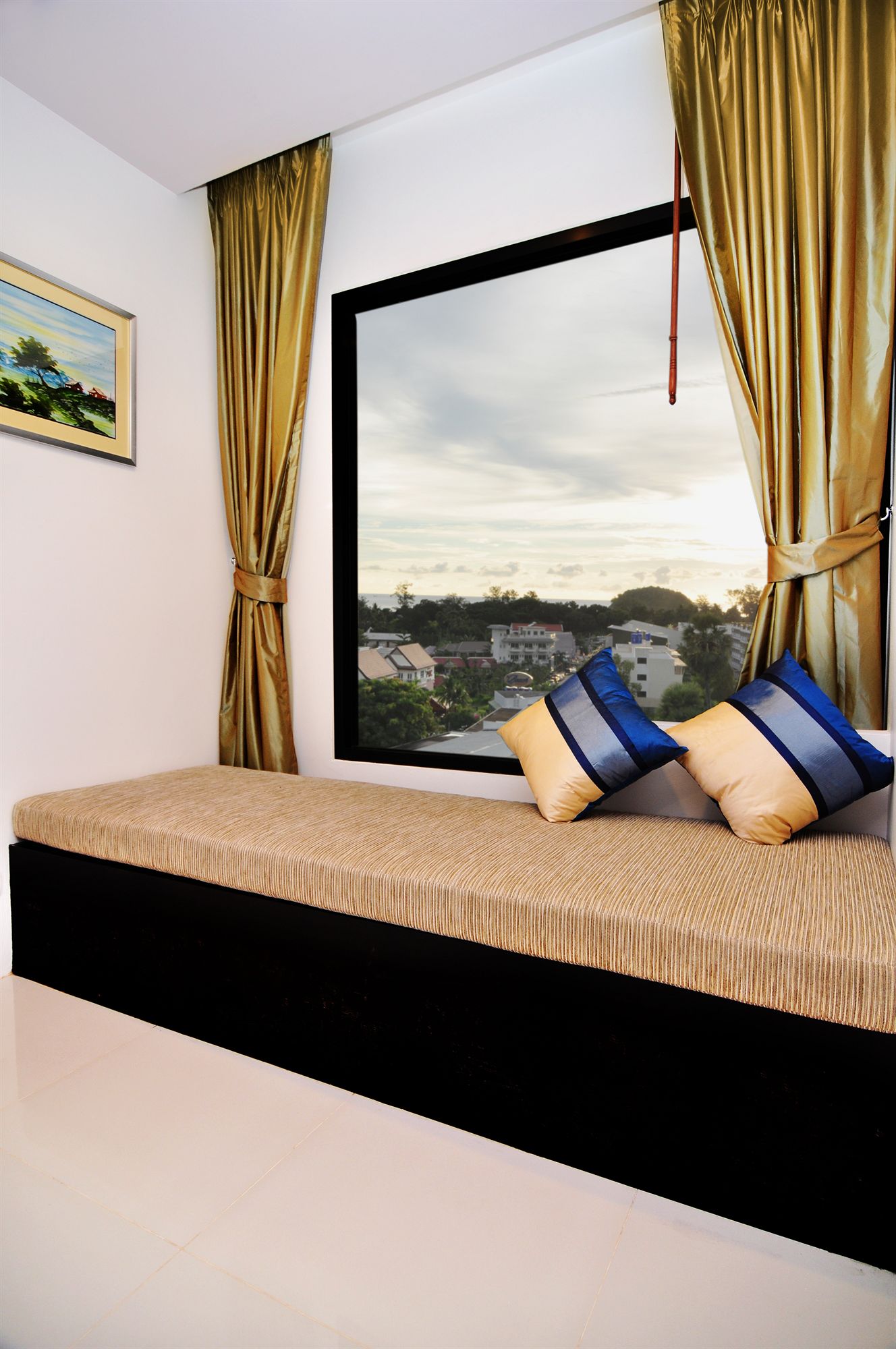 Фото The BluEco Hotel