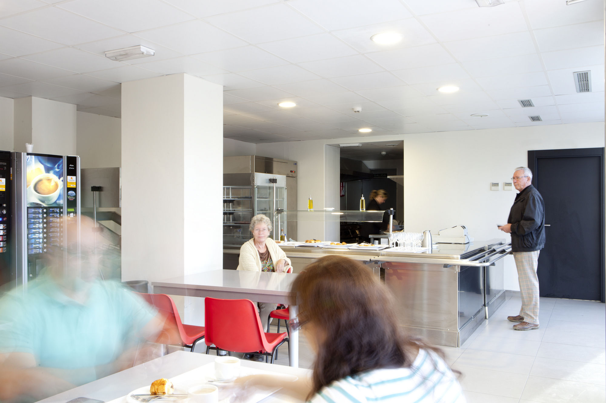 Фото Vertice Roomspace Madrid