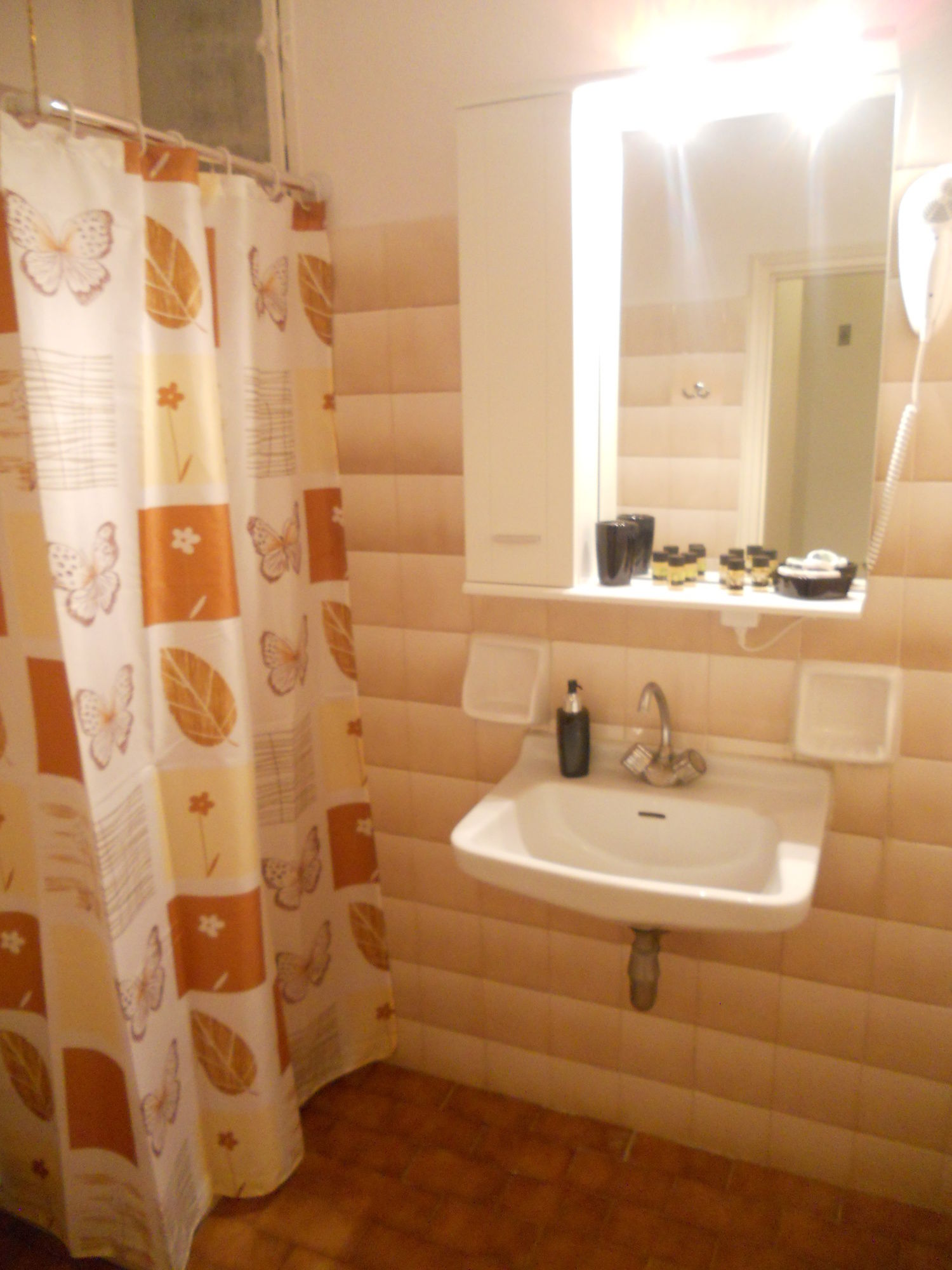 Фото Gina Studios