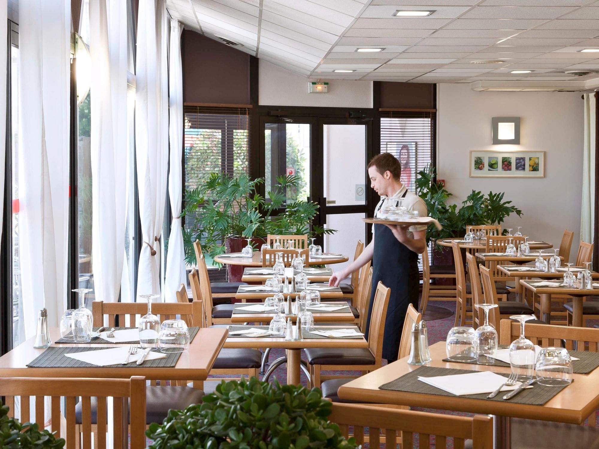 Фото Ibis Montpellier Sud