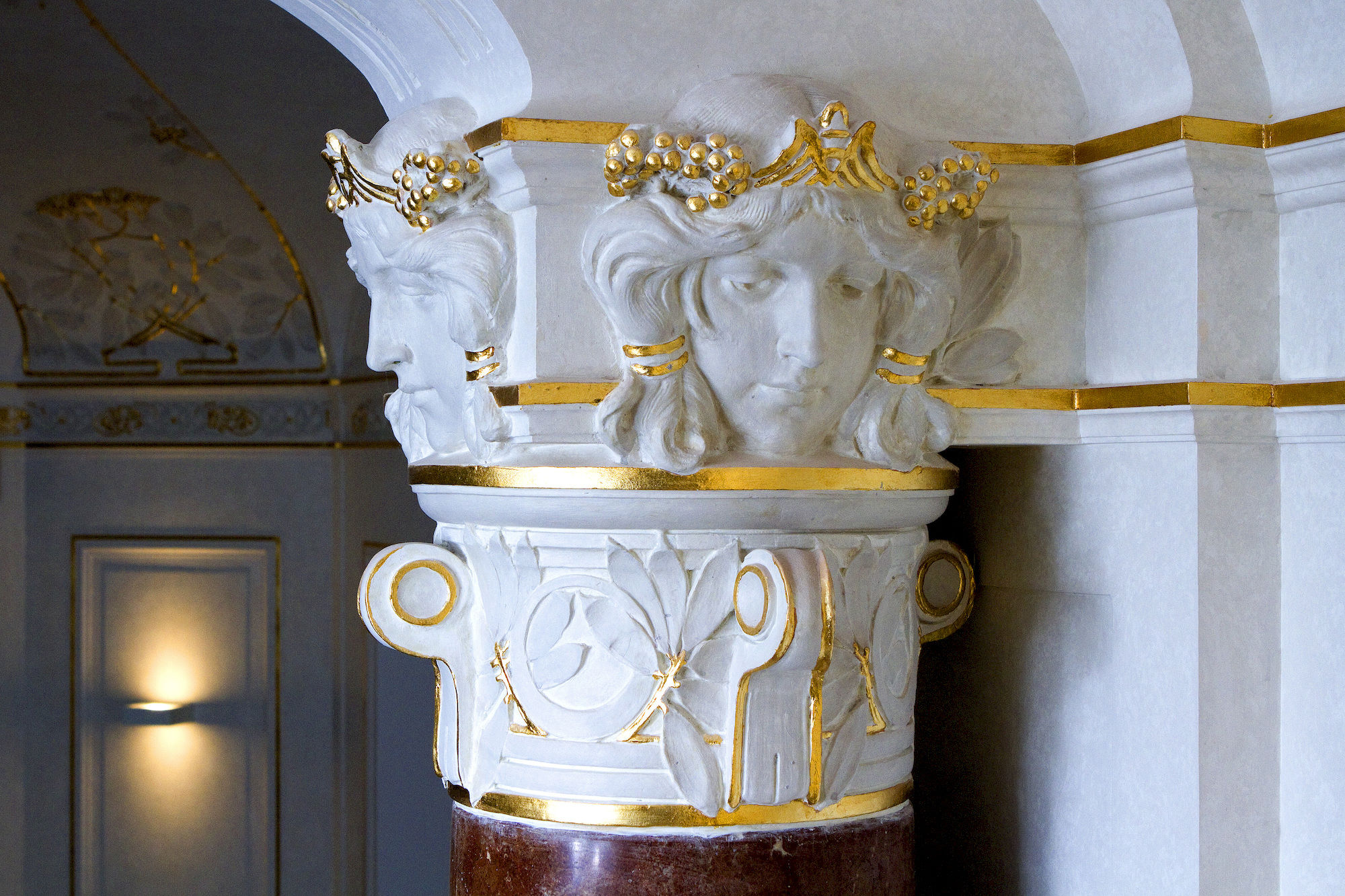 Фото Отель Golden Crown