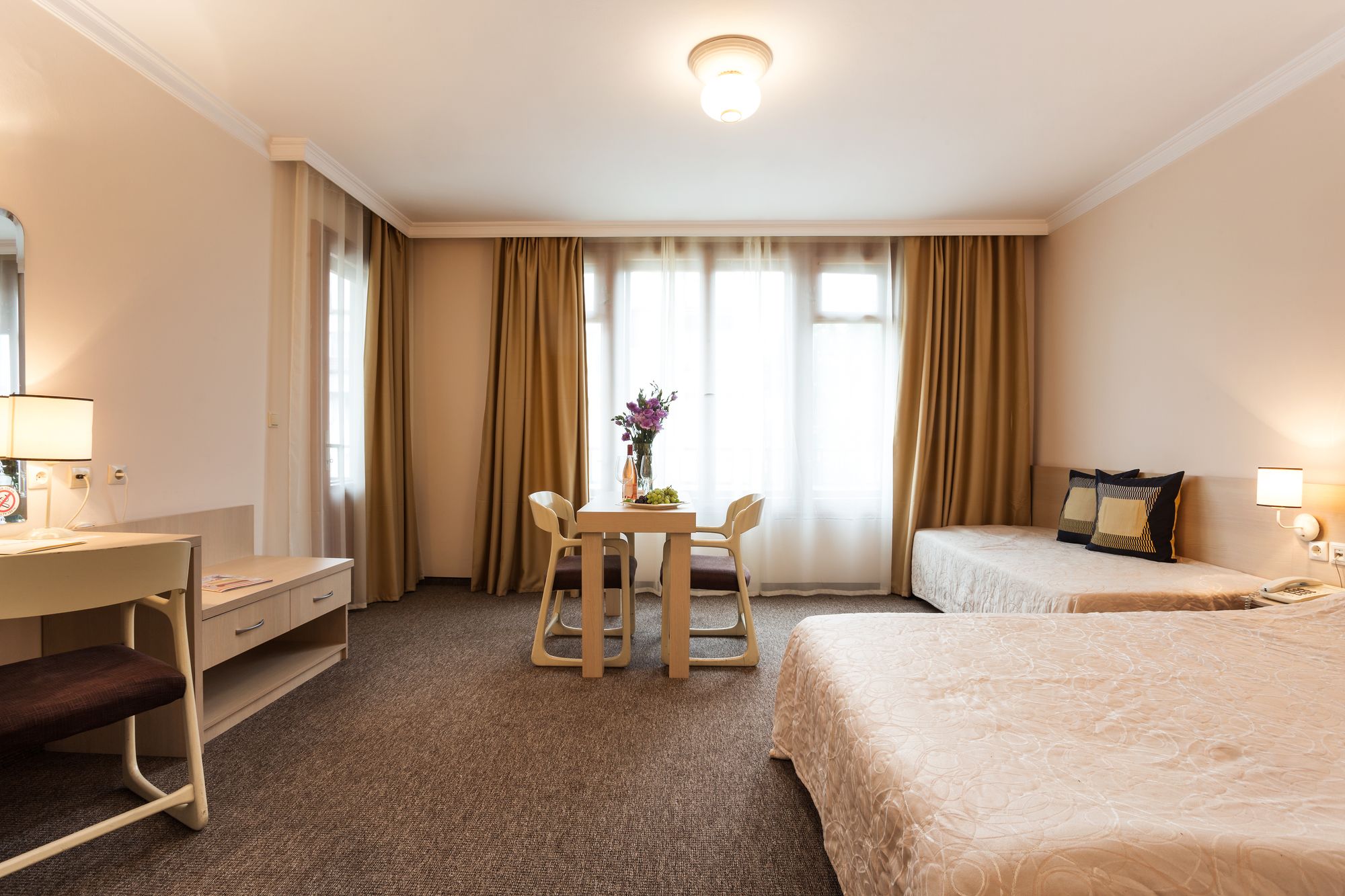 Фото Hotel Geneva