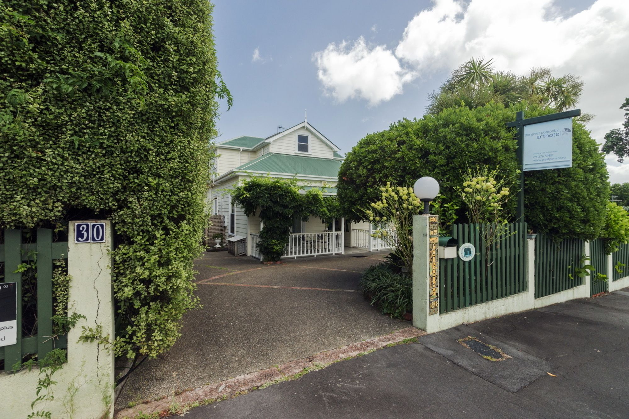 Фото The Great Ponsonby ArtHotel