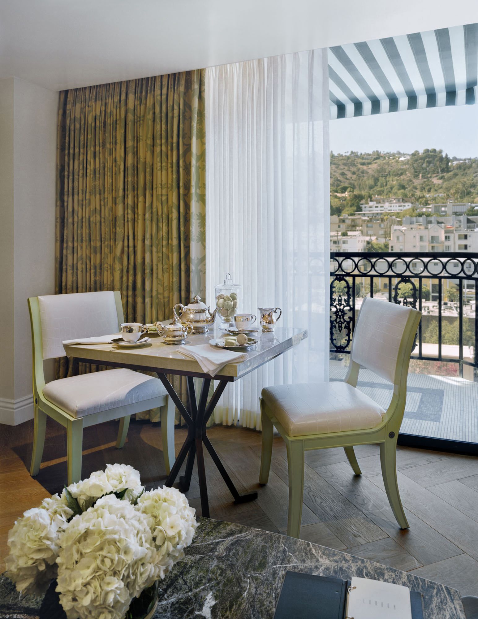 Фото The London West Hollywood Hotel